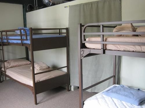 The Burlington Hostel Ngoại thất bức ảnh